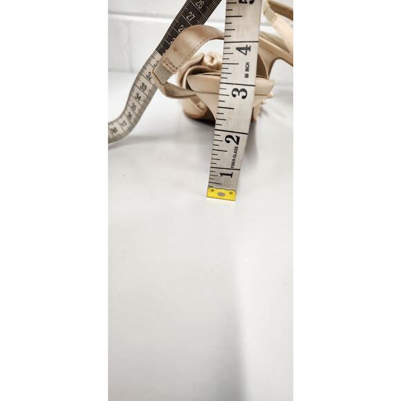 Seychelles Neve Women's Bow Pointed Slingback Ivory Satin Heels, Size 7.5 Formal - Picture 11 of 11